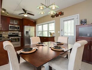 Images are representative samples of the advertised unit. Actual units shown during tours may differ - 43 Ellingwood St