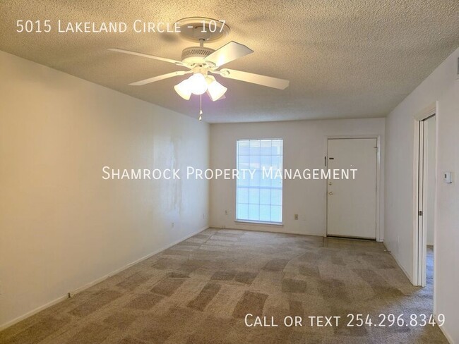 Building Photo - Lakeland Circle Commons - 55+ Community
