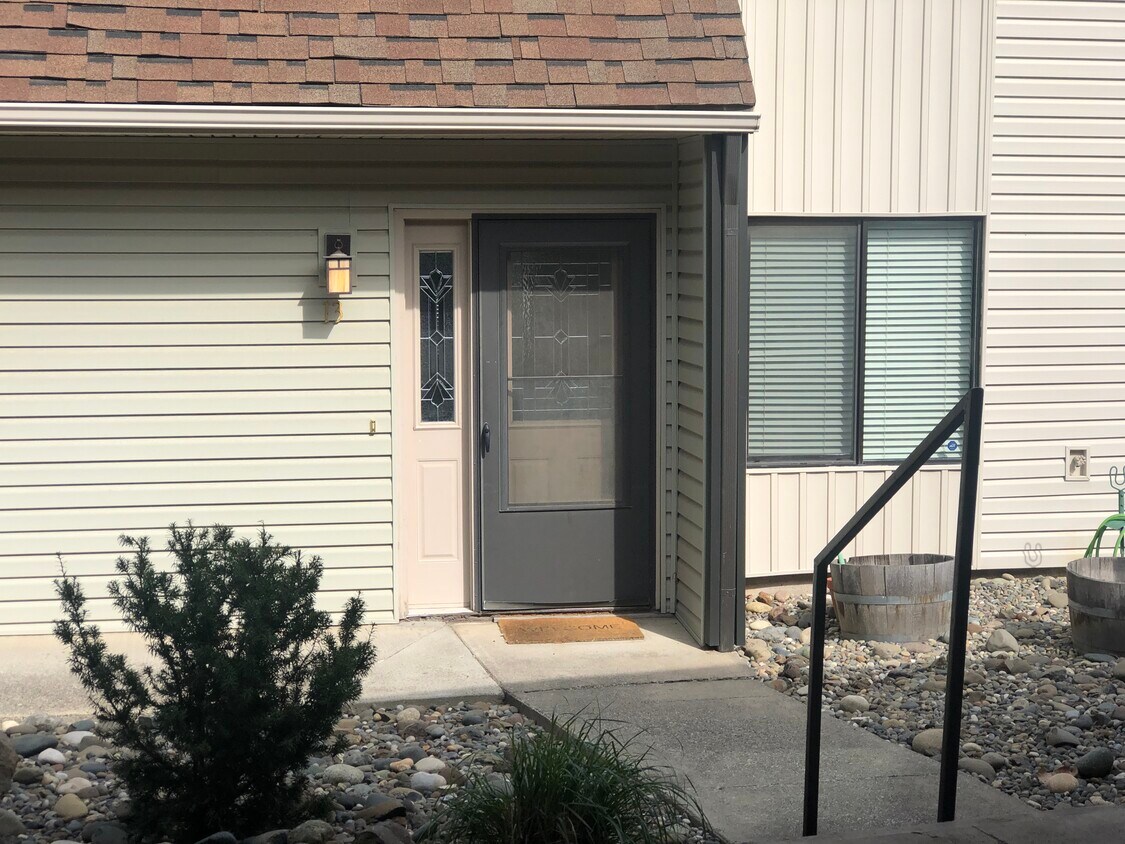 600 SW Crestview St Unit 13, Pullman, WA 99163 Condo for Rent in