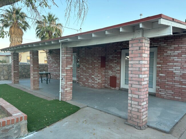 Building Photo - 4303 Manchester Ave