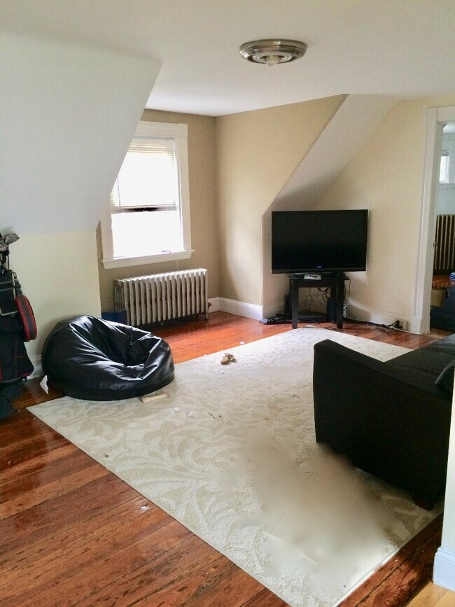 Foto del edificio - 12 Hinckley St