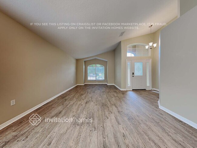 Building Photo - 3155 Lindera Dr