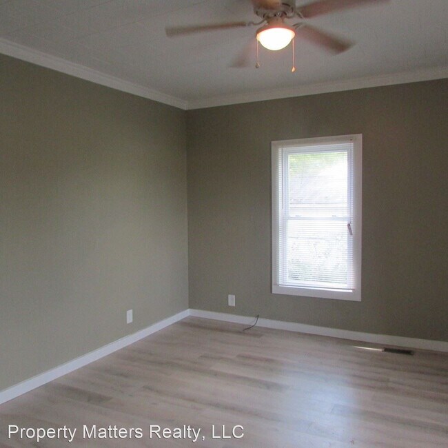 Building Photo - 2 br, 1 bath House - 209 Fostoria Drive