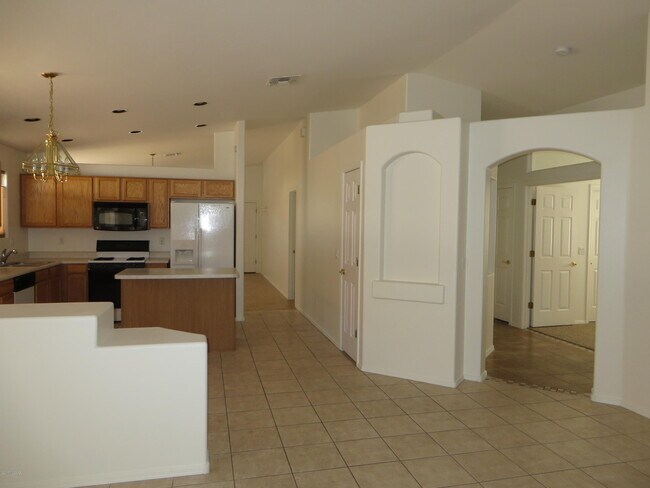 Foto del edificio - 570 W Faith Dawn Ct