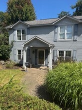 Building Photo - 461 Carnegie Dr