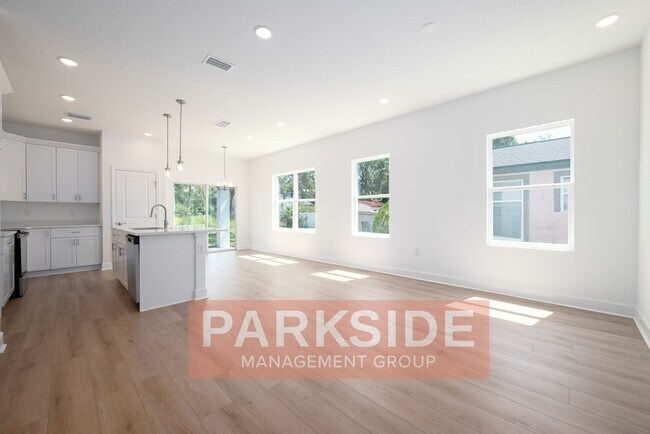 Foto del edificio - 1512 W 8th St