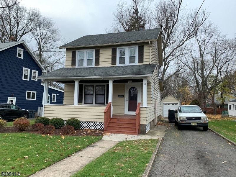 10 Smith St, Waldwick, NJ 07463 Room for Rent in Waldwick, NJ