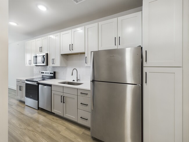 Ace - Kitchen - Yardley Flats Apartments