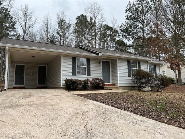 Foto del edificio - 6590 A C Smith Rd