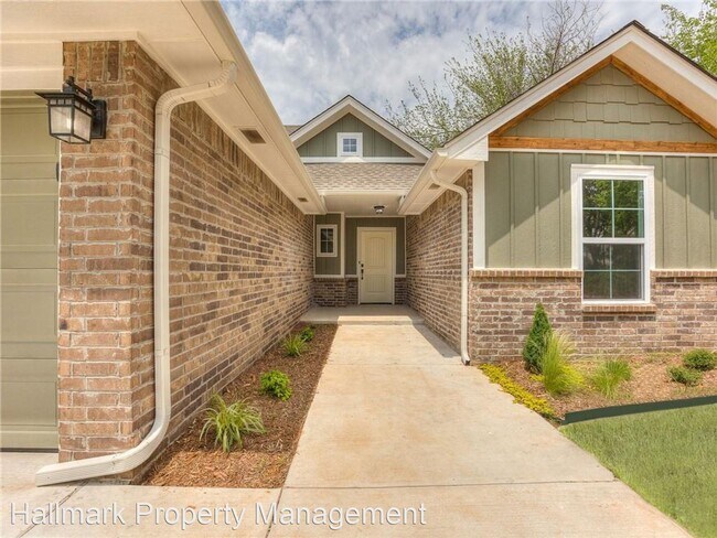 Building Photo - 3 br, 2 bath House - 1460 Deer Ridge Run