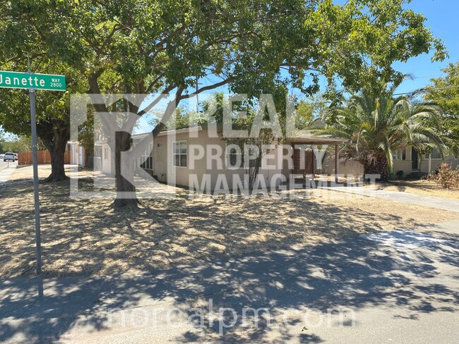 Building Photo - 2841 Taft St