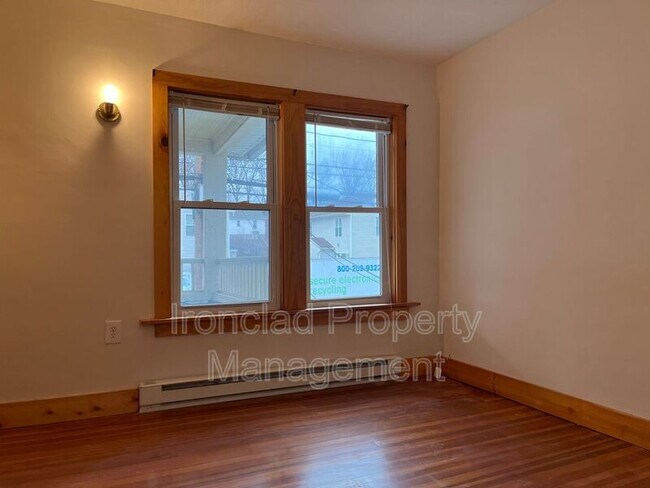 Foto del edificio - 343 Park St