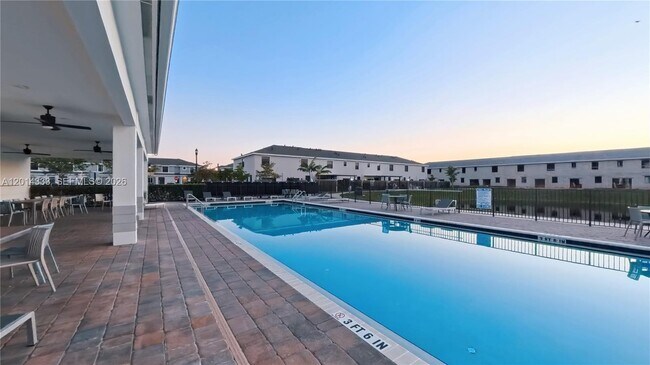 Foto del edificio - 1232 NE 5th Ct