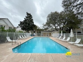 Building Photo - 1501 Partin Dr N