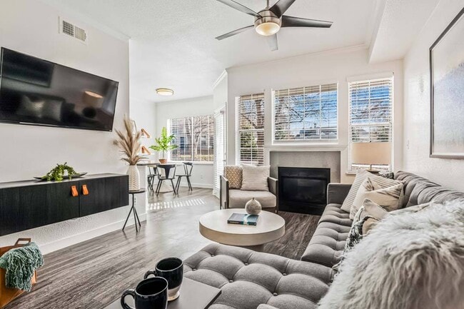 Building Photo - The Soleil