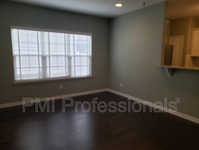 Building Photo - 2293 Cason Ln