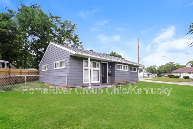 Foto del edificio - 2921 Garey Ln
