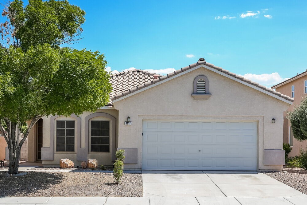 Foto principal - 1117 E Hammer Ln