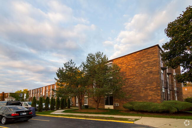 River's Landing - River&#39;s Landing Apartments