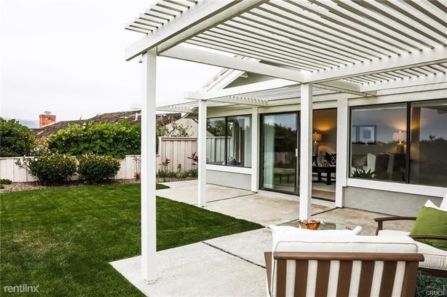 Building Photo - 3 br, 3 bath House - 33465 Abalone Dr