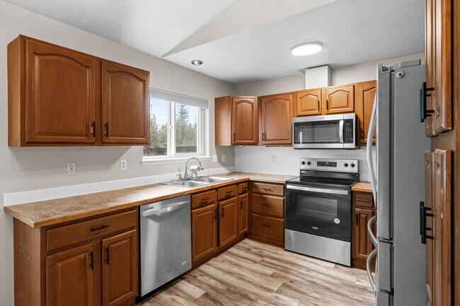 Foto del edificio - 1140 Marsh Laurel Dr