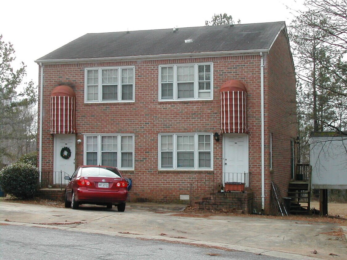 270272 Sleepy Creek Dr Unit 270, Athens, GA 30606 Room for Rent in