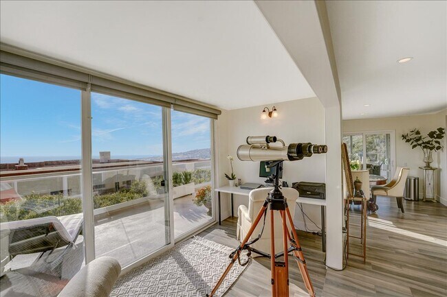 Views! - 3200 La Rotonda Dr