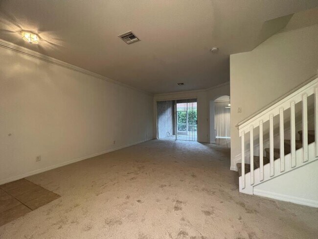 Foto del edificio - 9634 Roundstone Cir