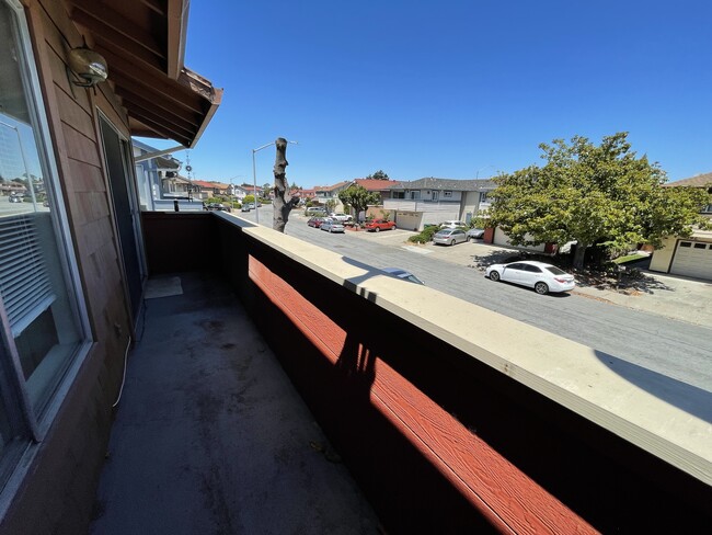 595 Cape Cod Dr