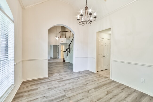 Building Photo - 13006 Peach Meadow Dr