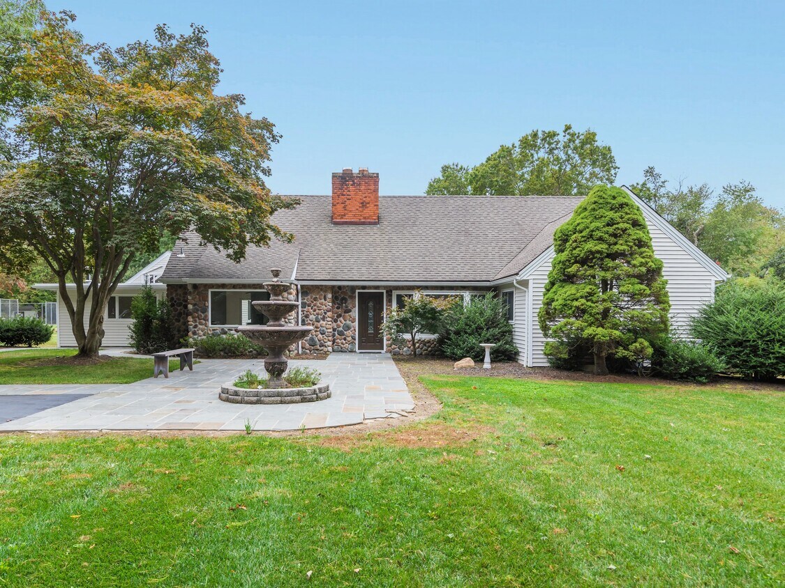 53 Titus Path, Jericho, NY 11753 House Rental in Jericho, NY