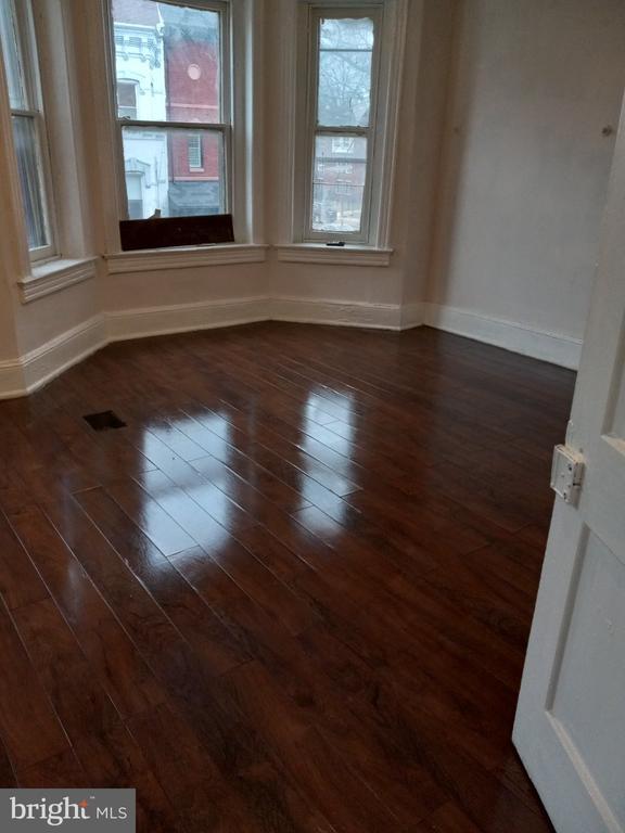 Foto del edificio - 1406 5th St NW