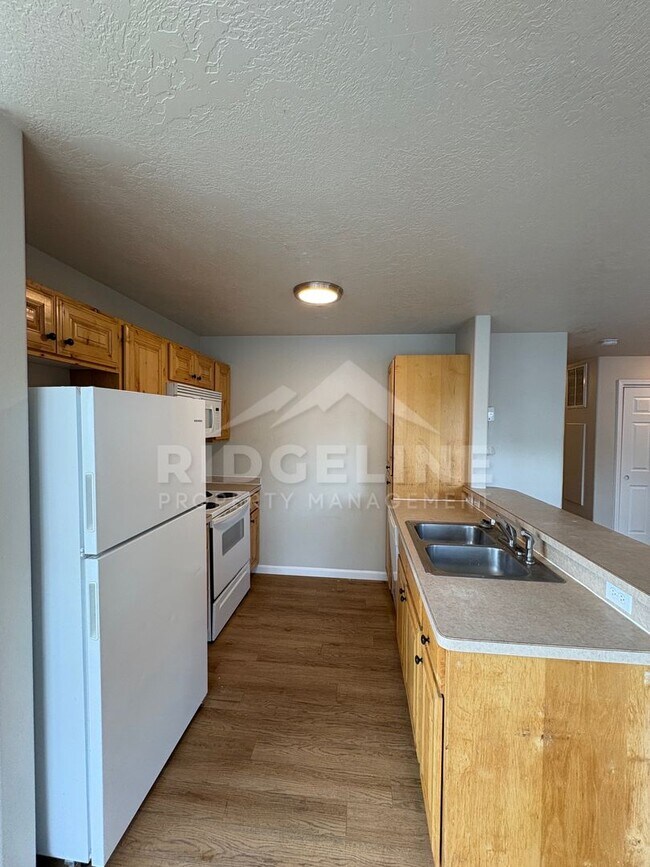 Building Photo - 118 Clubhouse Cir