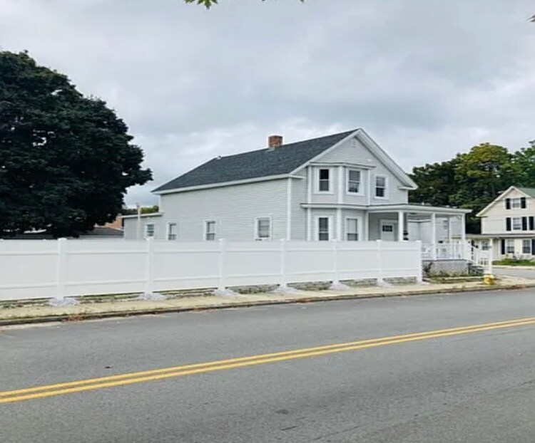 Foto principal - 114 Chandler St