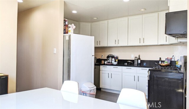 Foto del edificio - 1299 W 37th Dr
