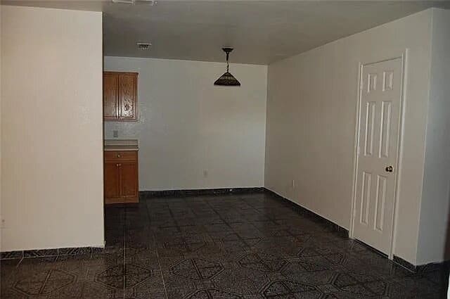 Building Photo - 3 Bedroom, 2 Bath Home in Cleburne, TX!