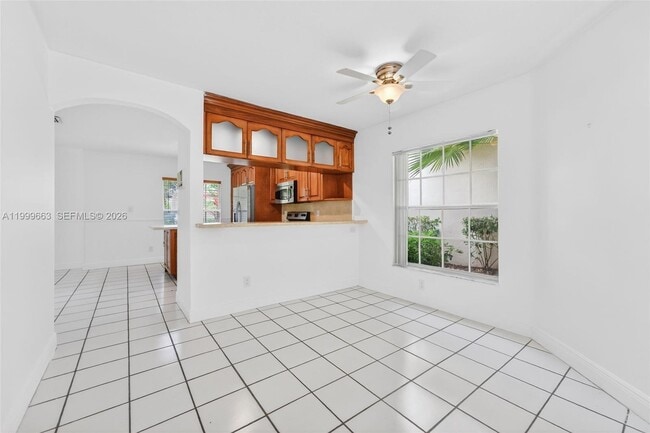 Building Photo - 931 Opal Terrace