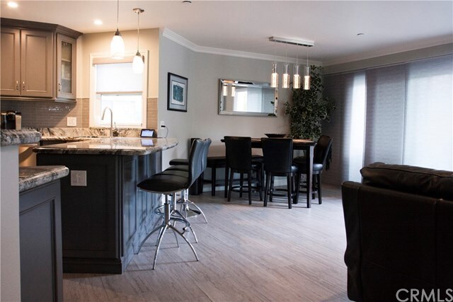 Foto del edificio - 500 Harbor Woods Pl