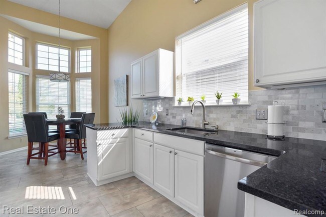 Building Photo - 3141 Bridlewood Dr
