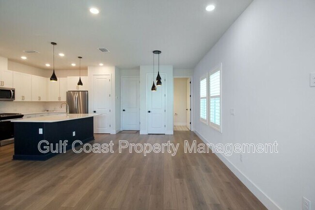 Building Photo - 1587 Springwell Ln