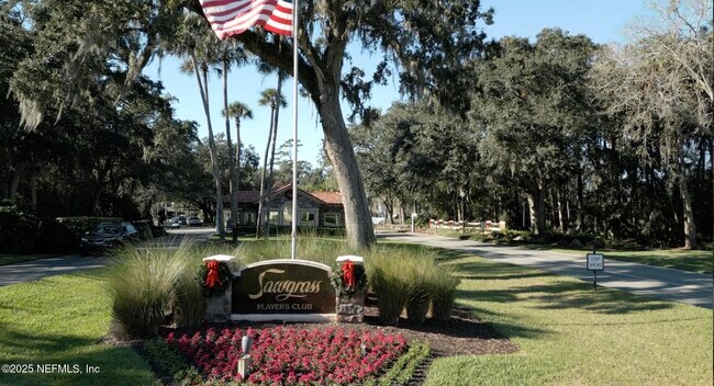 Foto del edificio - 1157 Creeks Edge Ct