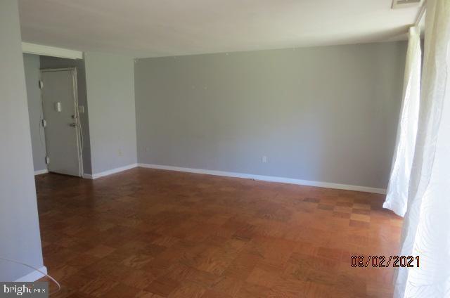 Building Photo - 3330 Huntley Square Dr