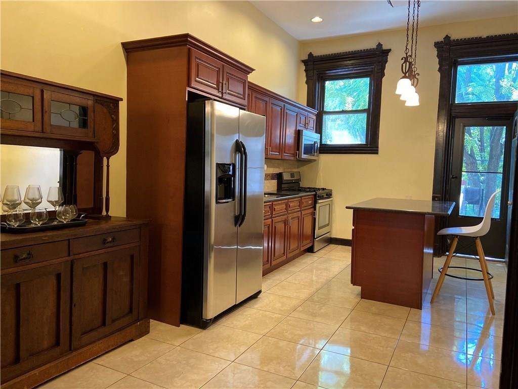 Foto principal - 840A Lafayette Ave
