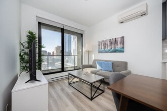 Building Photo - 1000 Av. des Canadiens-de-Montréal