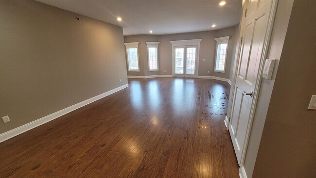 Building Photo - 7578 Lions Gate Pkwy