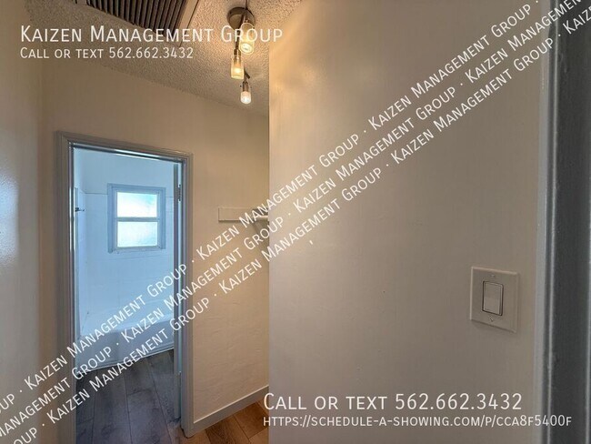 Foto del edificio - 600-602 S Fir Ave-6
