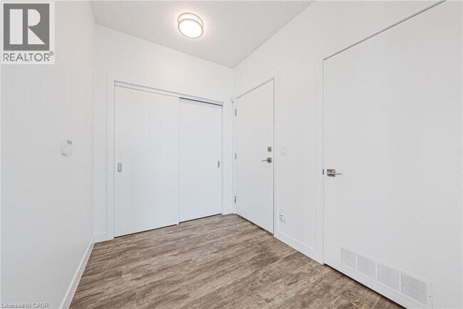 Photo du bâtiment - 2081 Fairview St