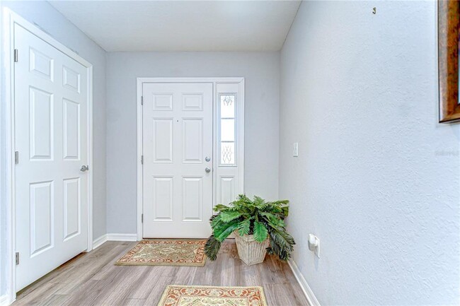 Foto del edificio - 6731 Castle Green Pl