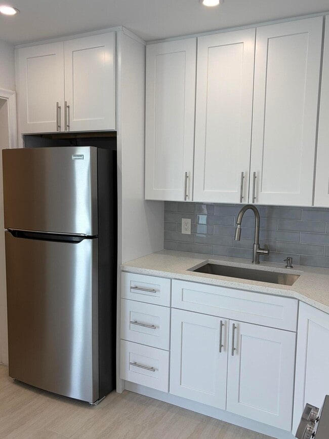 Foto del edificio - 2812 Duke Ln