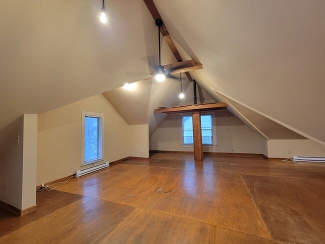 Building Photo - 442 Meigs-VR